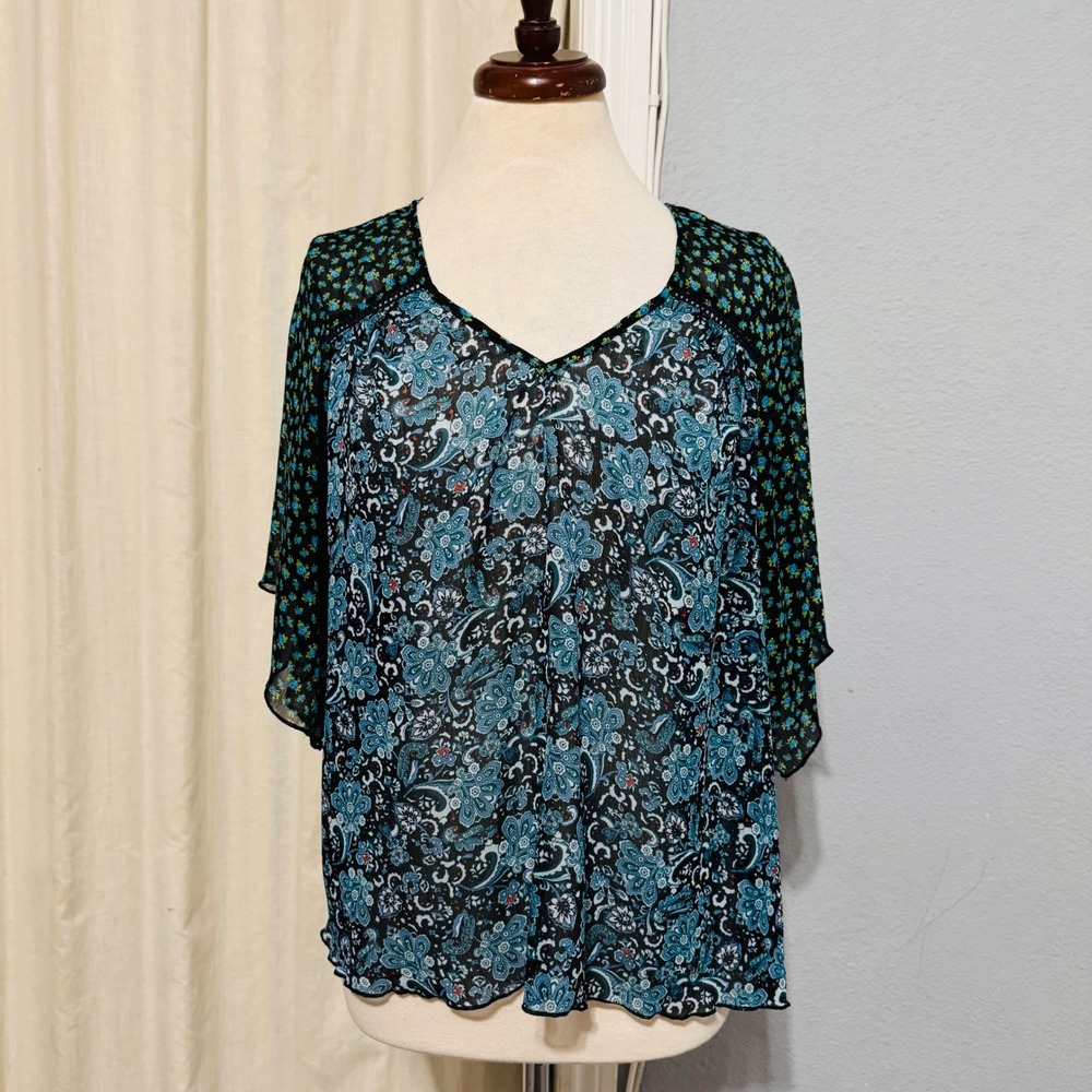 Mason Mackenzie Women's Floral Paisley Blouse Top Sheer Flutter Sleeve Size M‎